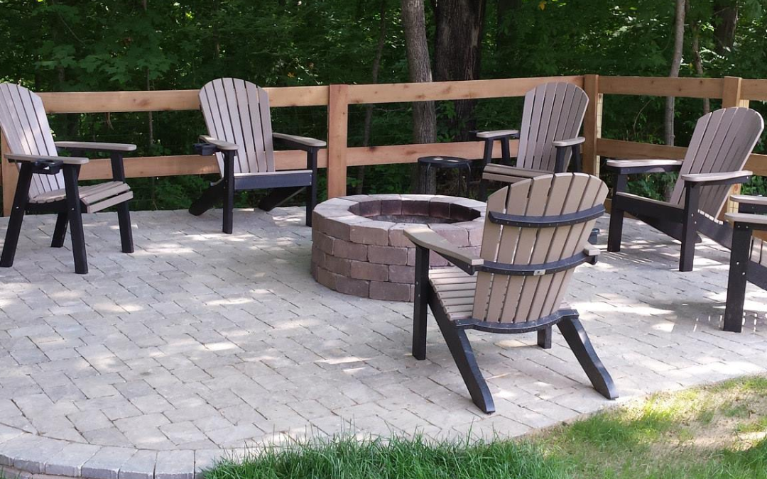 How Do I Choose the Right Location for a Fire Pit in My Backyard?
